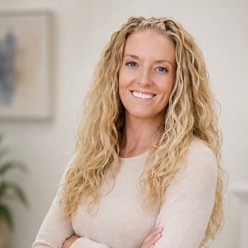 Amber Coy, MSN, CRNP, Aesthetic and Wellness Nurse Practitioner at Randali